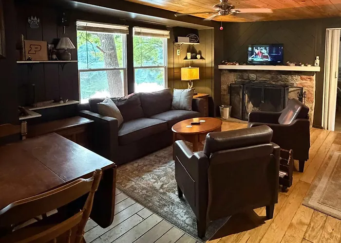 Blue Jay Cabin